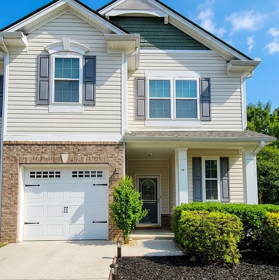 1209 Bronze Oak Way — Photo 1