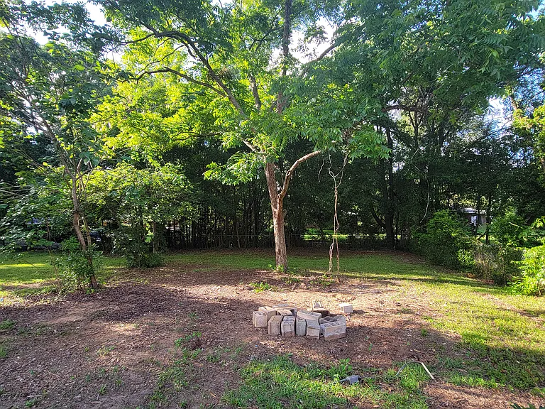 3405 Granberry Dr — Photo 13