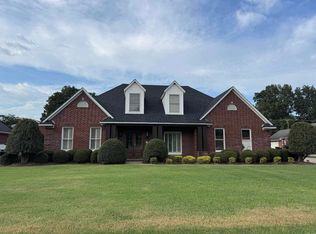 214 Belle Meade Pl, Kennett, MO 63857