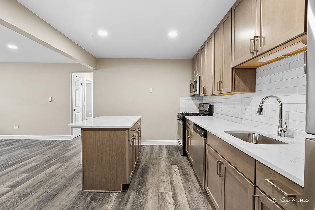 2 bed, $2,100 — Photo 4