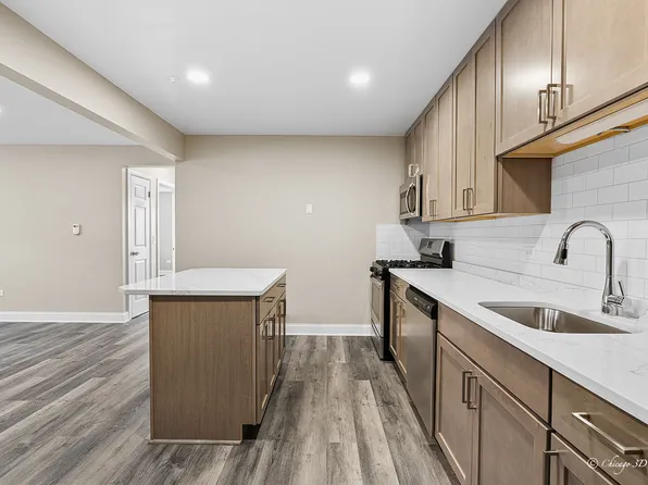 7538 W Lawrence Ave #1, Harwood Heights, IL 60706