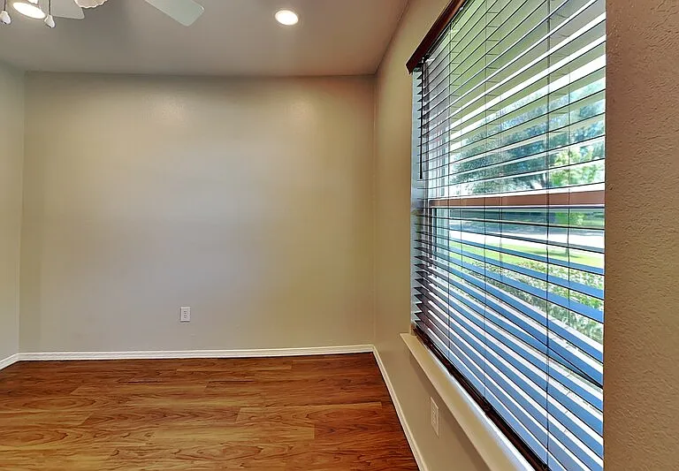 3100 Fairgate Dr — Photo 13