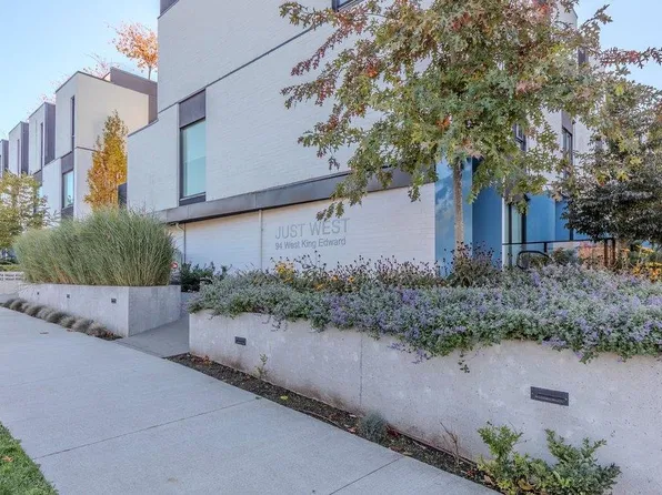 94 King Edward Ave W #24, Vancouver, BC V5Y 2H6