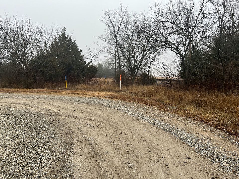 2nd image of 3979 SW Hunter Rd