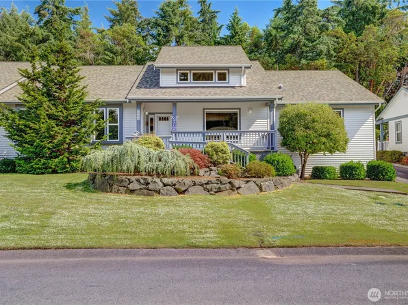 2003 26th Street Court NW, Gig Harbor, WA 98335