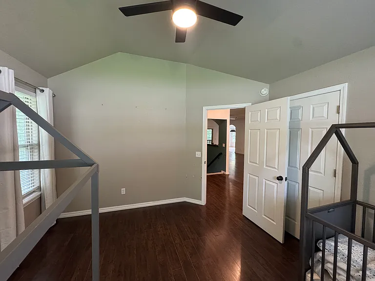 16 Wiltshire Dr — Photo 25