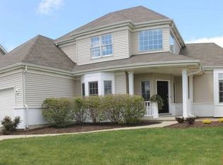 39W362 E Curtis Sq, Geneva, IL 60134