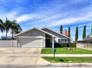 390 N Richard St, Orange, CA 92869