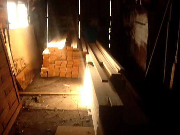 5th image of 2446 W Belle Plaine Ave