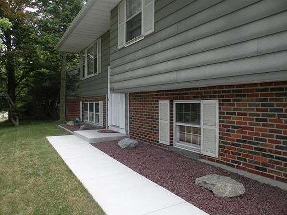 2nd image of 4218 Cheryl Dr
