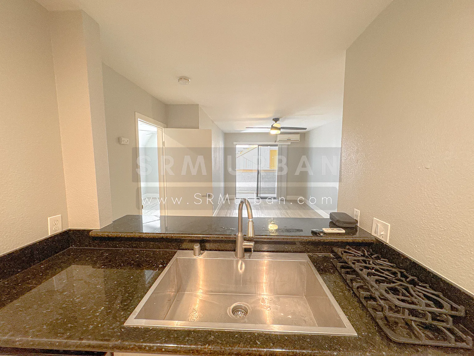 1 bed, 550 sqft, $2,295 — Photo 4