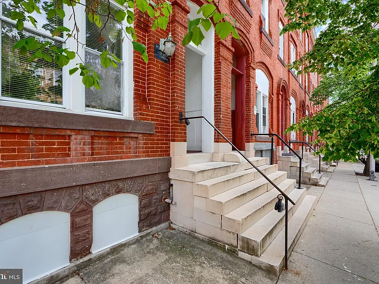 1719 Guilford Ave #2 — Photo 1
