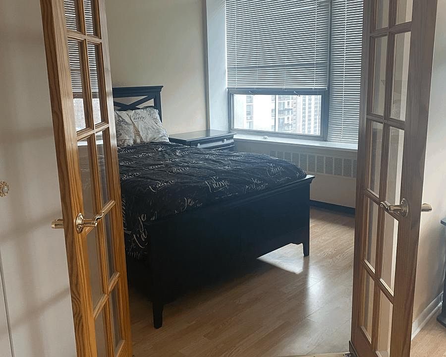 1st image of 1460 Sandburg St #2209