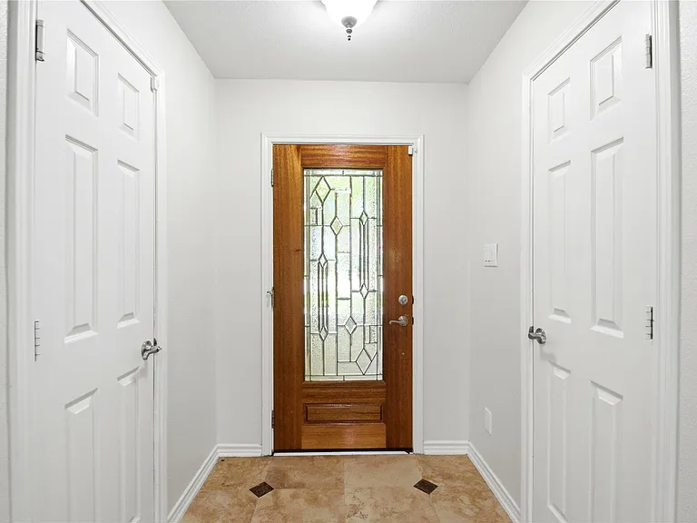 1702 Fantasy Woods Dr — Photo 6