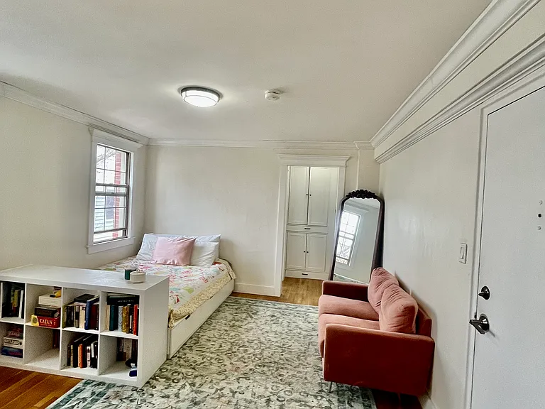 1441 Euclid St NW #304 — Photo 1