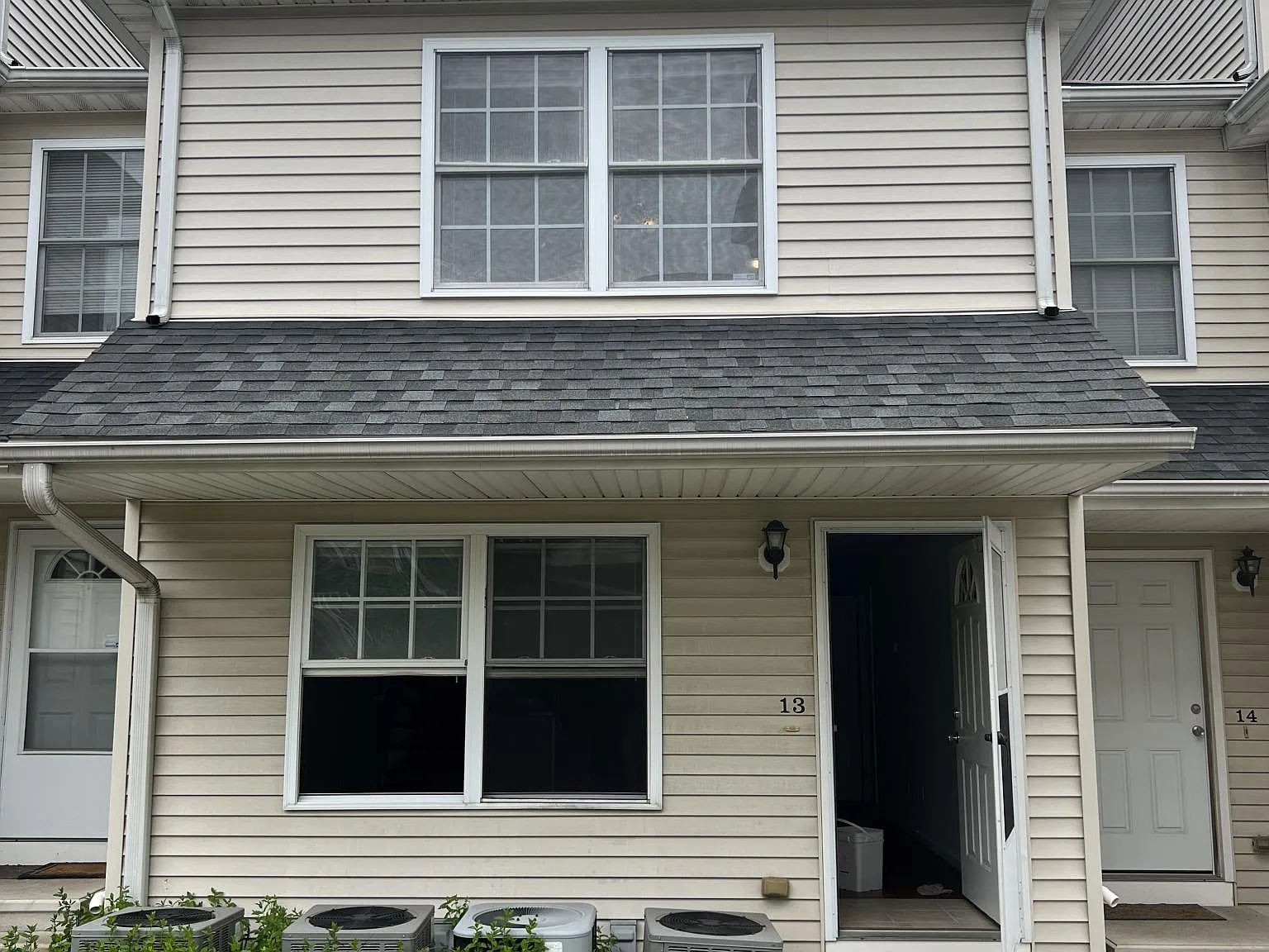 2 bed, 1.5 bath, 1010 sqft, $2,000 — Photo 3
