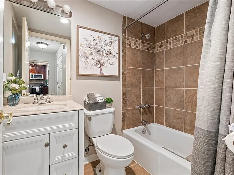 620 Peachtree St NE #911 — Photo 18
