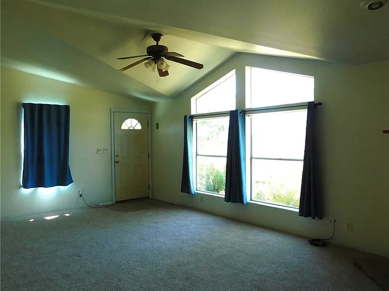 19825 Taylor St — Photo 26