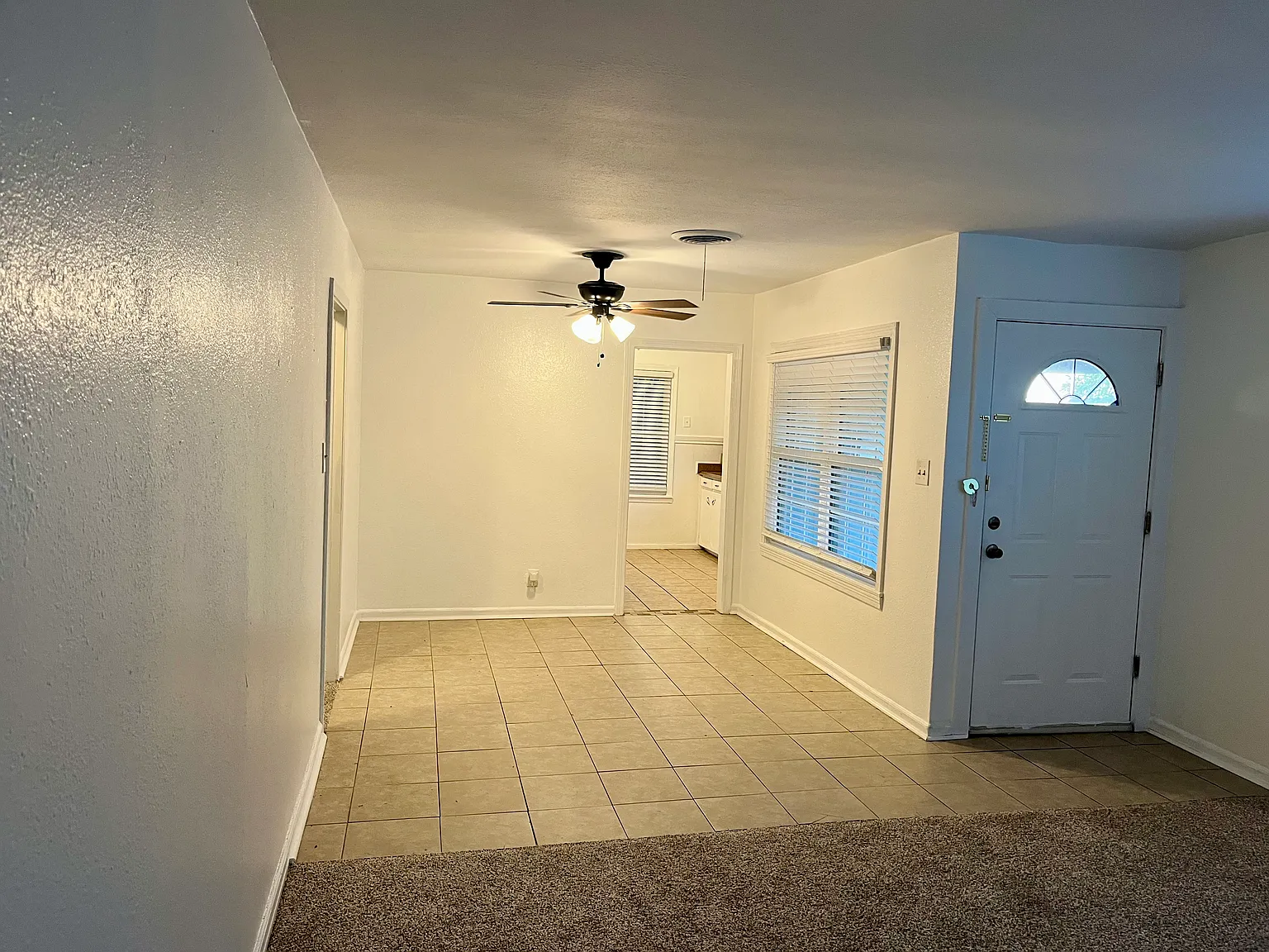 2 bed, 1008 sqft, $1,200 — Photo 4