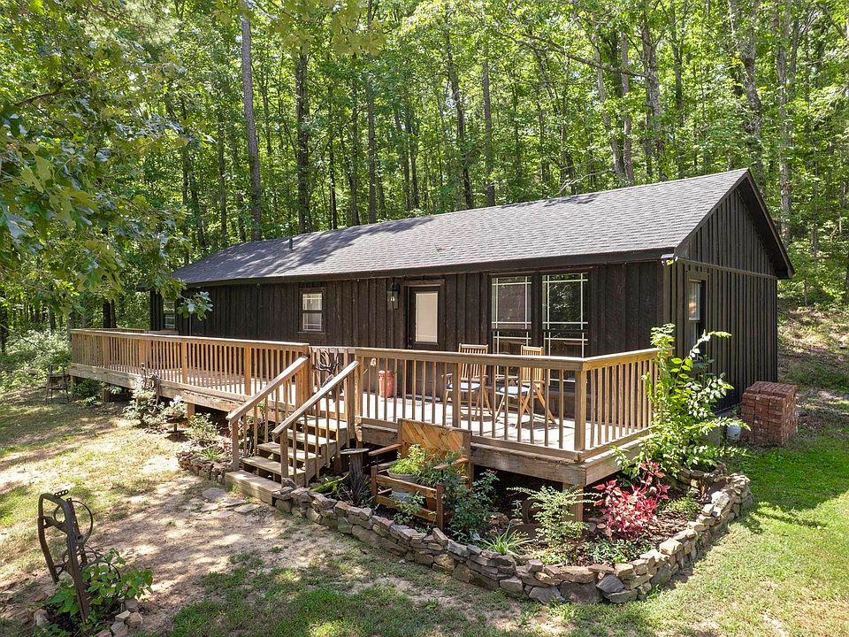 1st image of 599 Pebble Dr