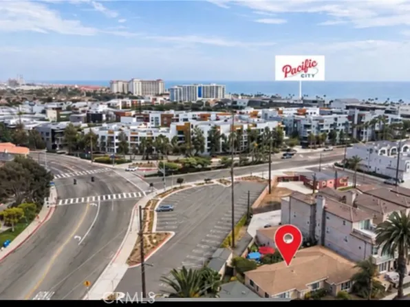 316 2nd St, Huntington Beach, CA 92648