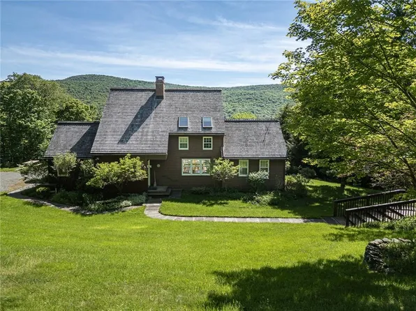 51 Sugar Bush Road, Livingston Manor, NY 12758