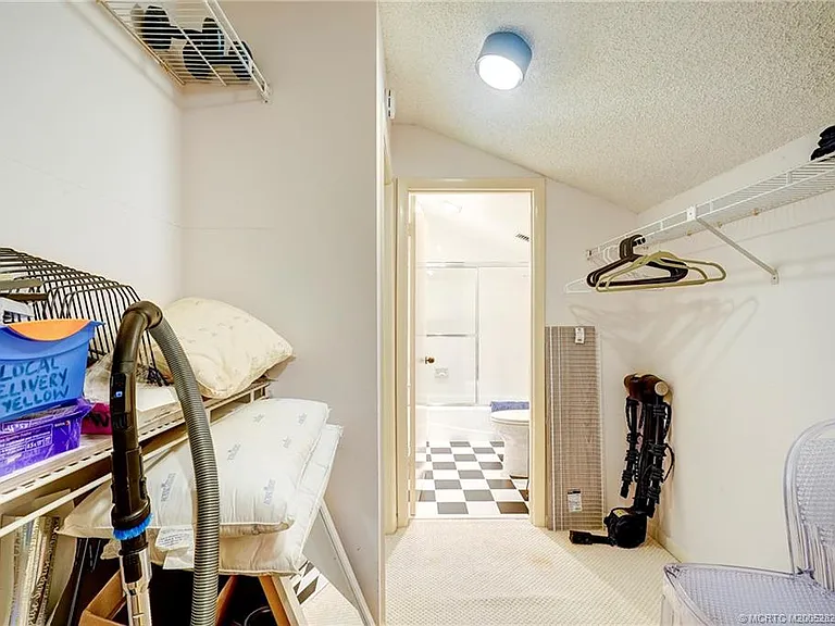 233 NE Edgewater Dr #201 — Photo 50