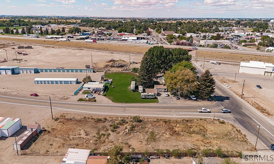 1st image of 298 N Yellowstone Hwy