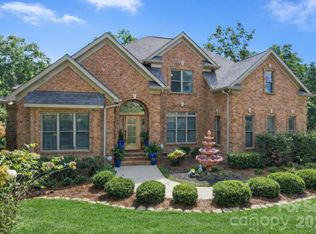 107 Nautilus Ct, Troutman, NC 28166