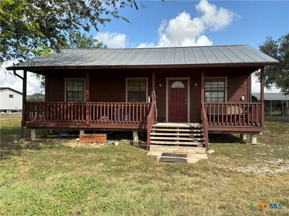 (undisclosed Address), Gillett, TX 78116