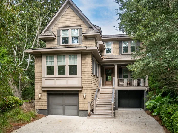 549 Oyster Rake Dr, Johns Island, SC 29455