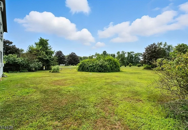429 Lake Shr N #C — Photo 3