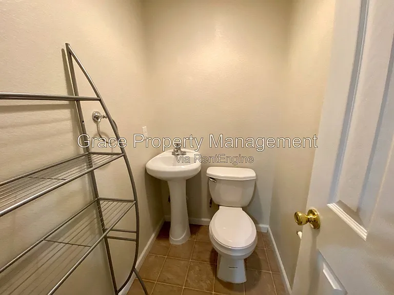 22447 E Dorado Pl — Photo 30