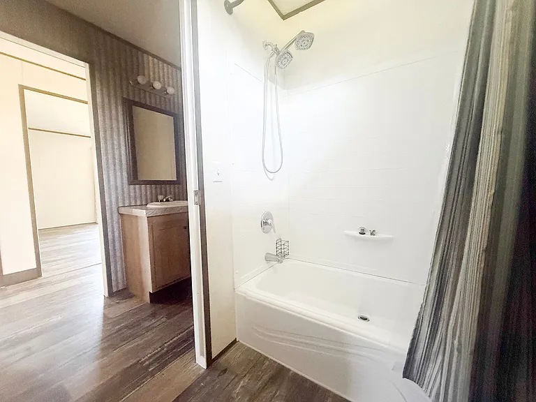 175 Oak Ln — Photo 38