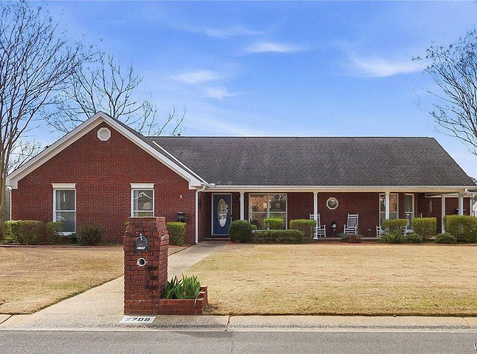 1st image of 2709 Englewood Dr