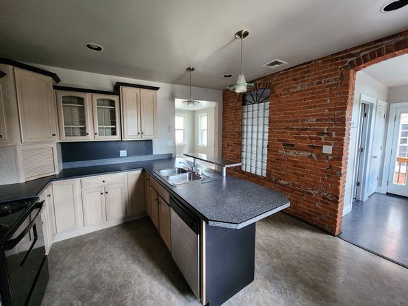 50-54 N Market St #201
