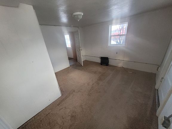 5th image of 604 Gibbon St