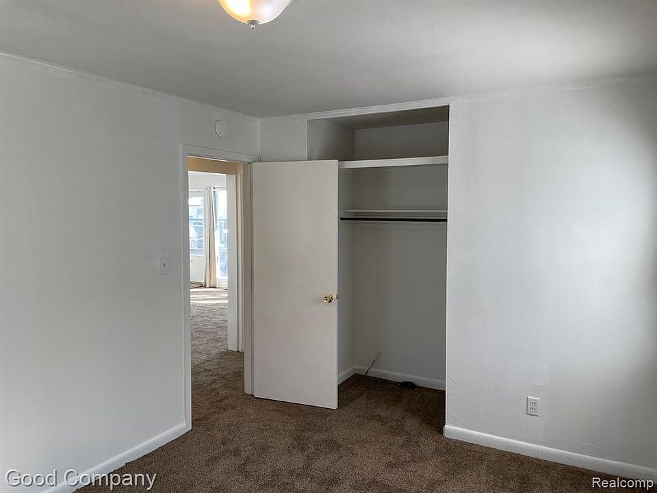 1st image of 10250 Corning Ave