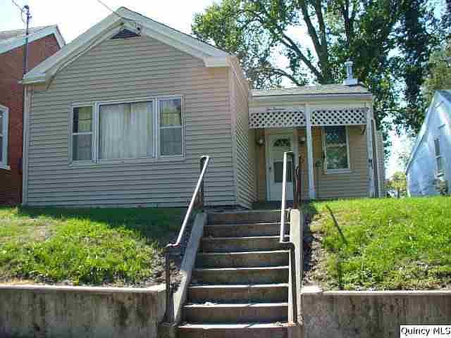 Home for Sale in Quincy, IL $27,900