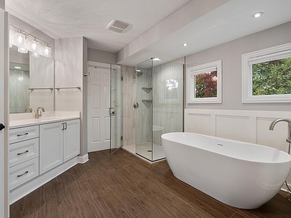 5th image of 7651 Kestrel Way E