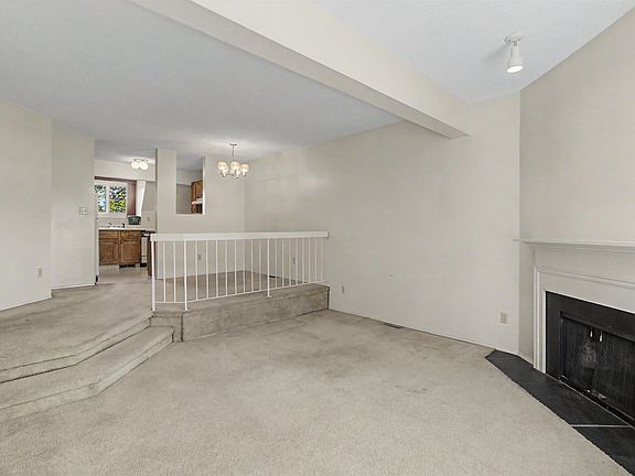 4th image of 5953 40th Ave NW