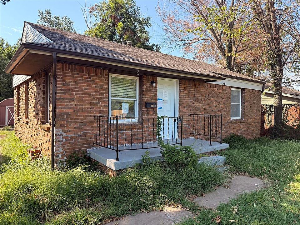 1st image of 112 W Myrtle Dr