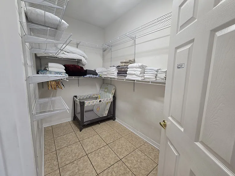 219 Cloverdale Rd — Photo 27