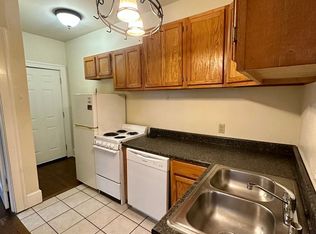 858 South Broadway - Funny Cide, Lexington, KY 40504