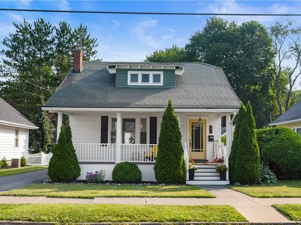 43 Sunnyside Dr, Utica, NY 13501