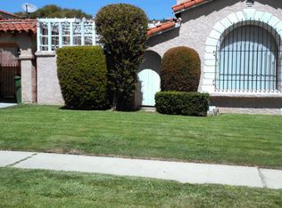 1415 W 93rd St, Los Angeles, CA 90047
