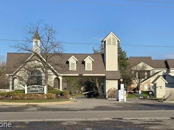 7632 Danbury Cir, West Bloomfield, MI 48322