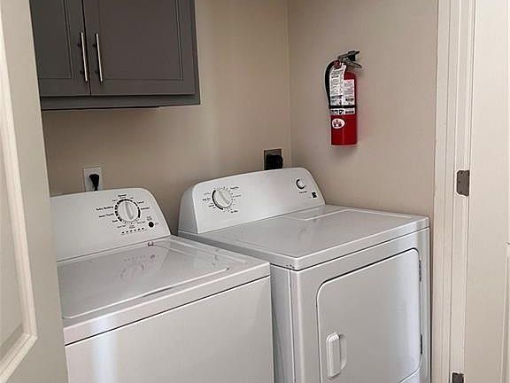 4th image of 412 Teague Ave #3