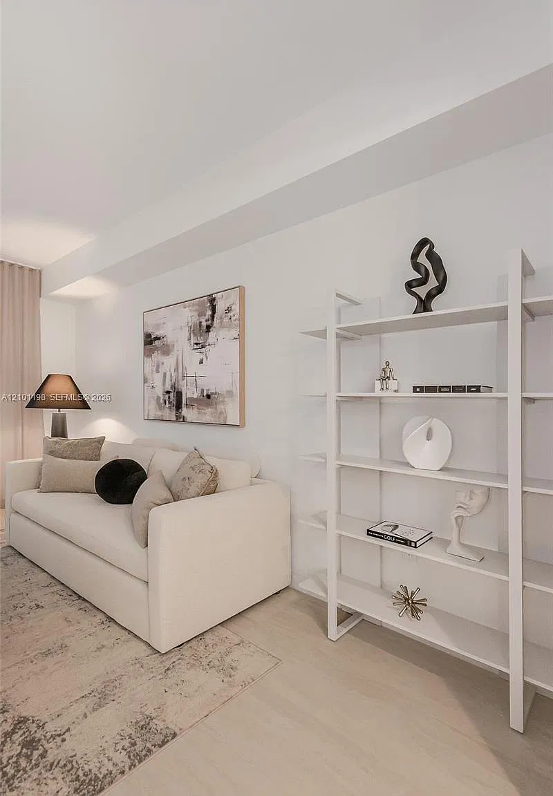 Viceroy Residences — Photo 3