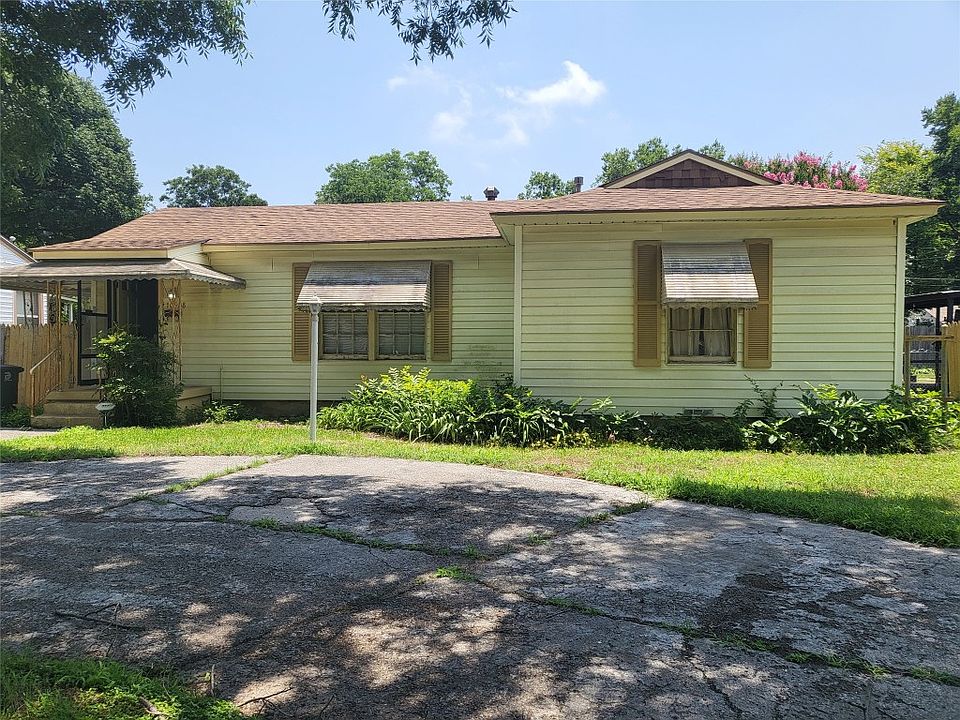 1st image of 10908 Castolon Dr